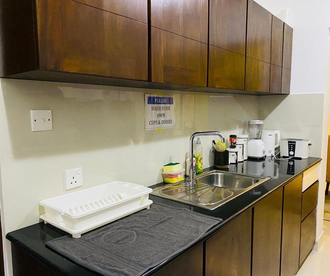 The Luxury Nest Apartment Махарагама Екстериор снимка